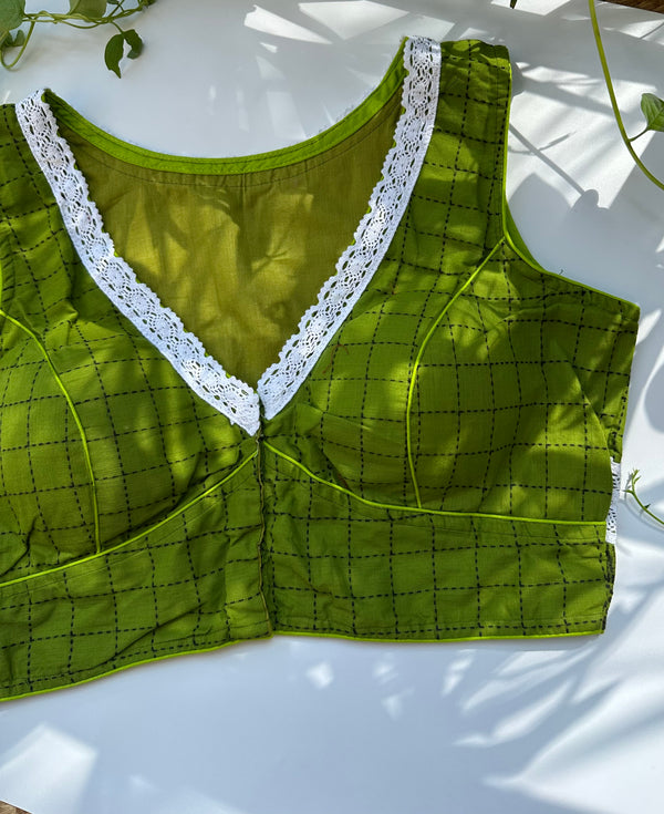 Handloom Cotton Sleeveless Lace Work checks Blouse (Green)