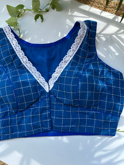 Handloom Cotton Sleeveless Lace Work checks Blouse (Blue)
