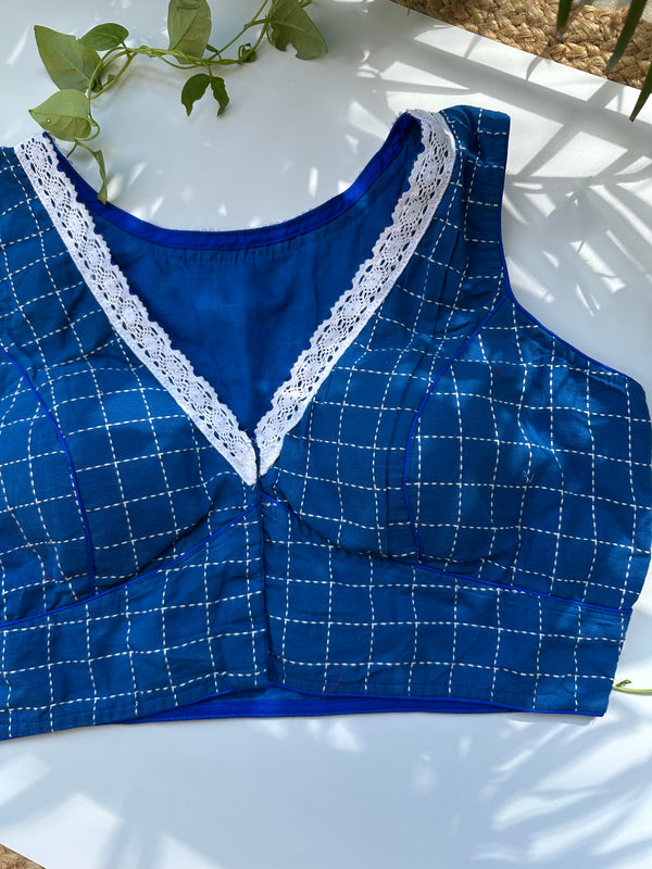 Handloom Cotton Sleeveless Lace Work checks Blouse (Blue)