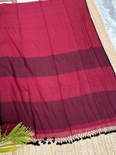 Red Black Small Checks Cotton Handloom Saree