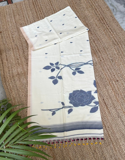White Black Handloom Pure Cotton Jamdani Jaal Tassles Saree