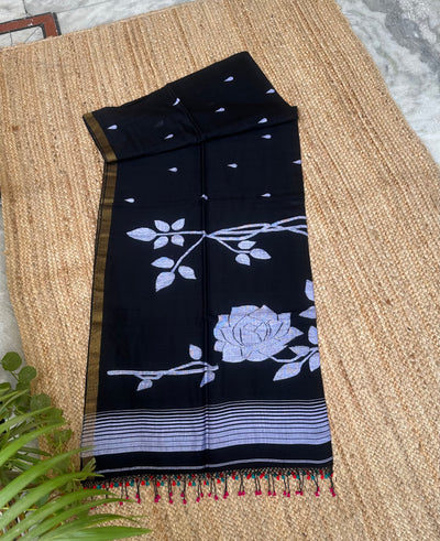 Black Handloom Pure Cotton Jamdani Jaal Tassles Saree